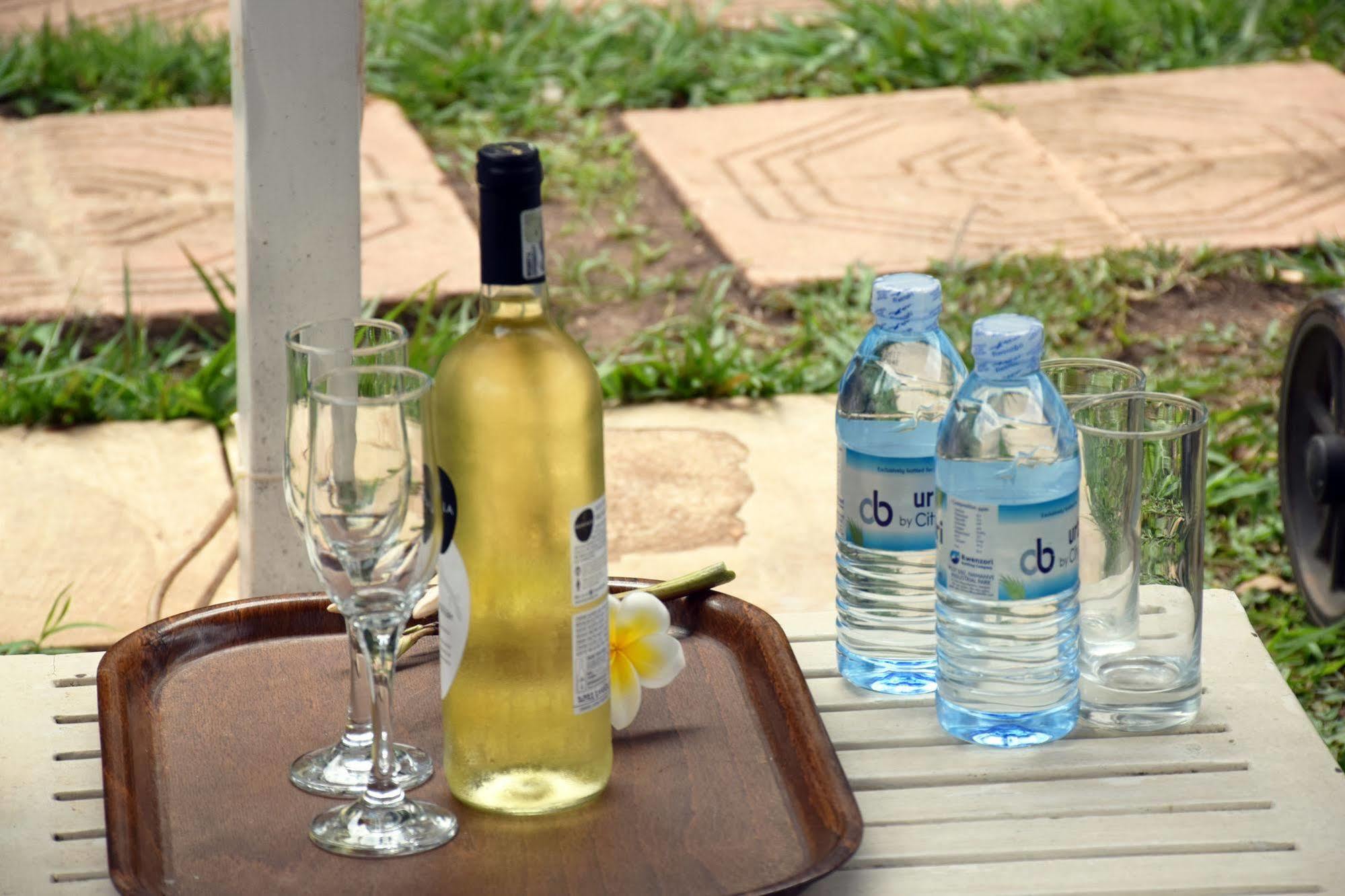 Urban By Cityblue Kampala Exterior photo